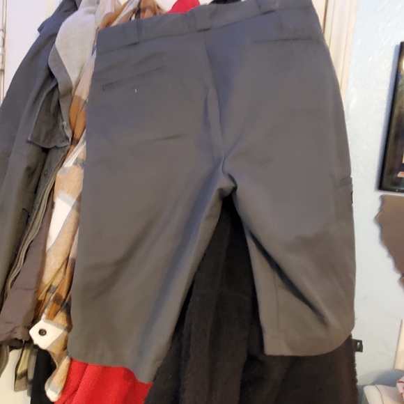 Dickies. Shorts - Picture 2 of 3